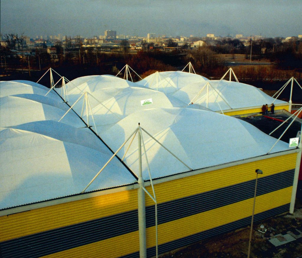 Structures textiles en « chapeaux chinois » – Marne (51)